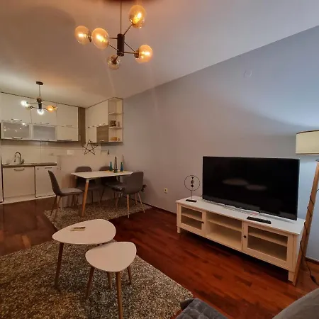5 Star Apartment *